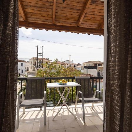 Tsimiklis Apartments Финикунда Екстериор снимка