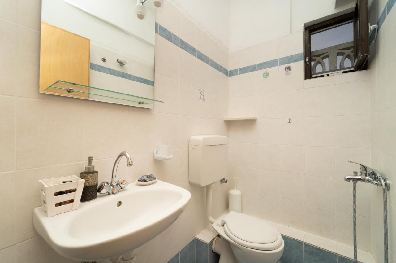 Tsimiklis Apartments Финикунда Екстериор снимка