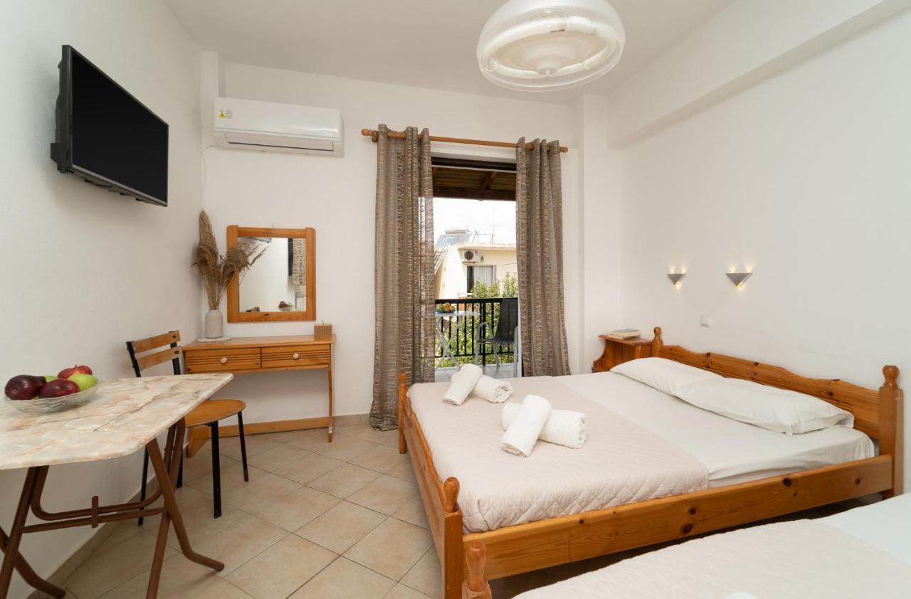Tsimiklis Apartments Финикунда Екстериор снимка