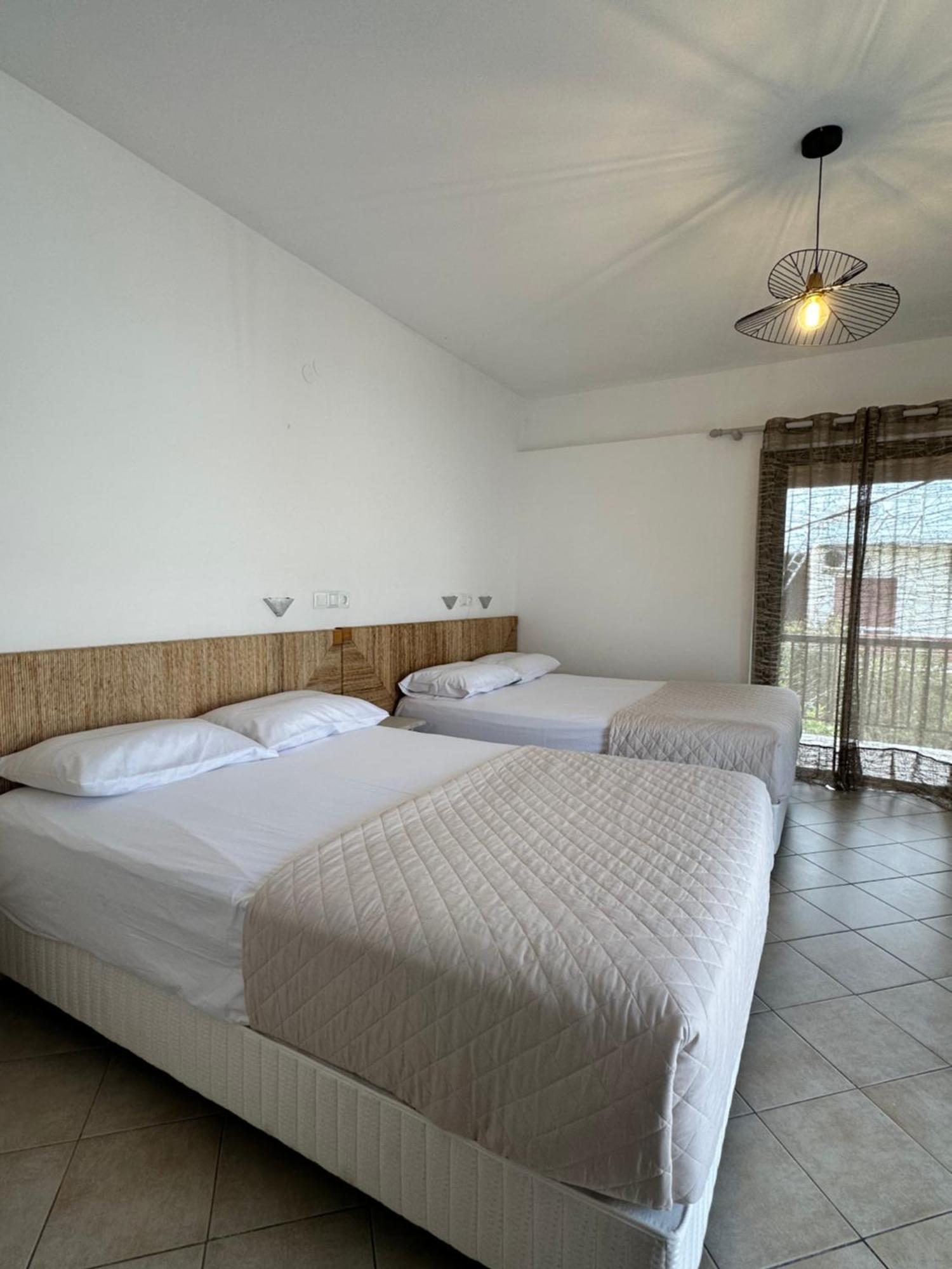 Tsimiklis Apartments Финикунда Екстериор снимка